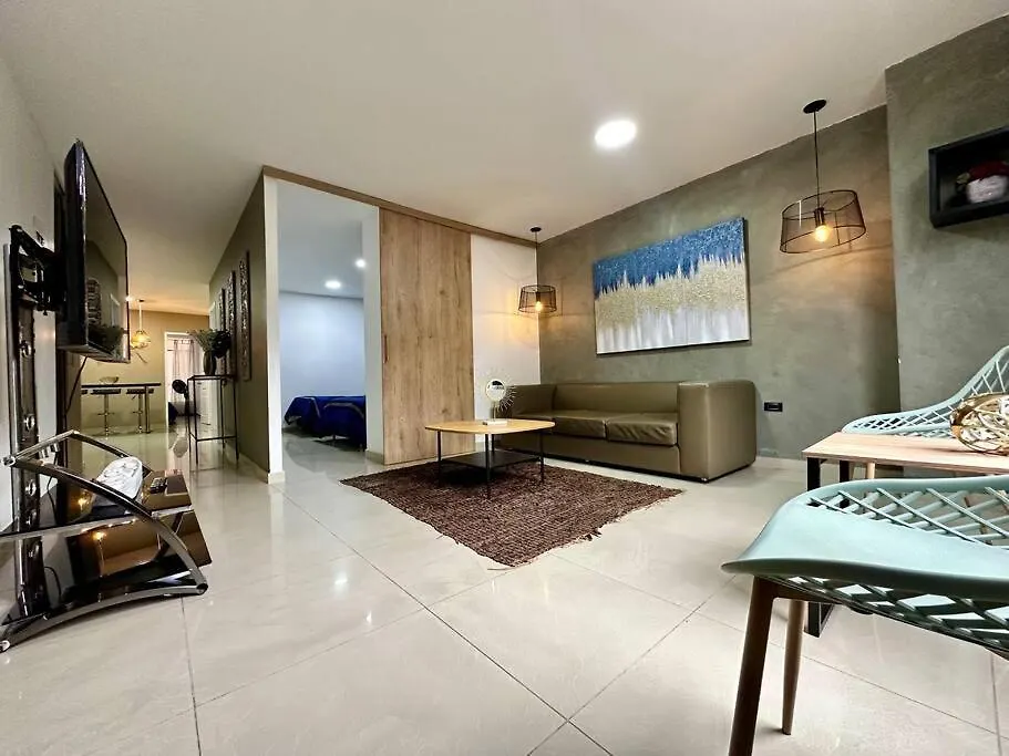 Apartamento Moderno En Laureles De 3 Habitaciones Medellin